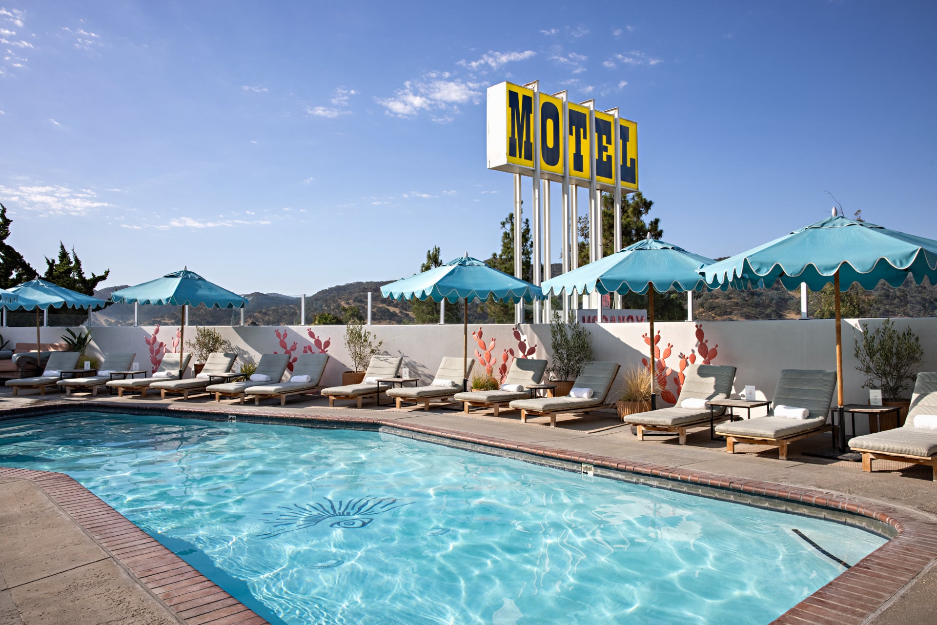 Skyview Pool Pass (Weekend)