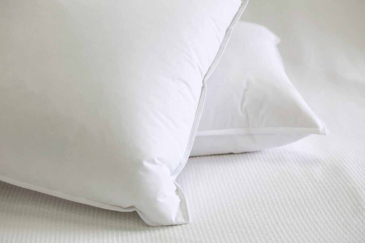 Luxury Hotel Premium Down-Alternative Sleeping Pillow